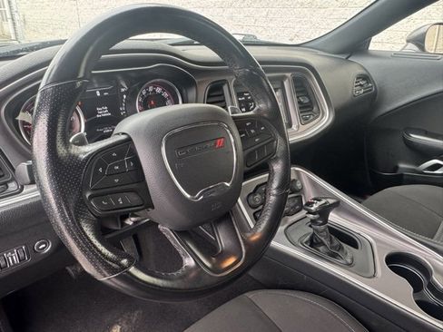 Used 2022 Dodge Challenger GT image 15