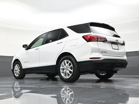 Used 2024 Chevrolet Equinox LS image 23