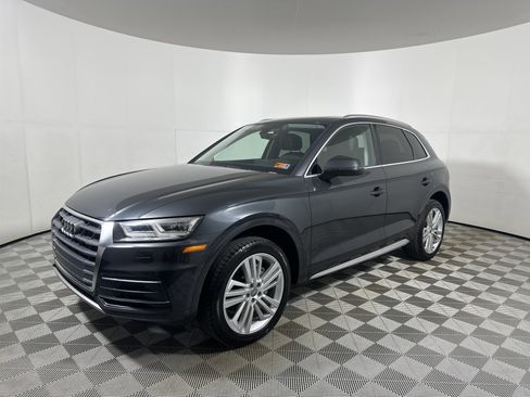 Used 2019 Audi Q5 Premium Plus image 3