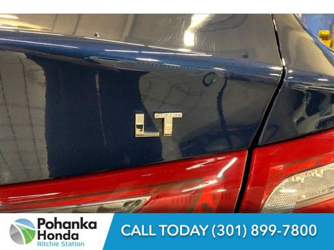 Used 2022 Chevrolet Malibu LT image 7