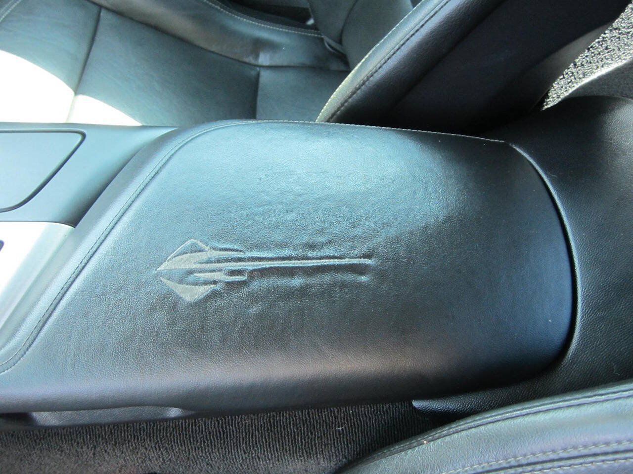 Used 2019 Chevrolet Corvette Stingray Coupe RWD image 26