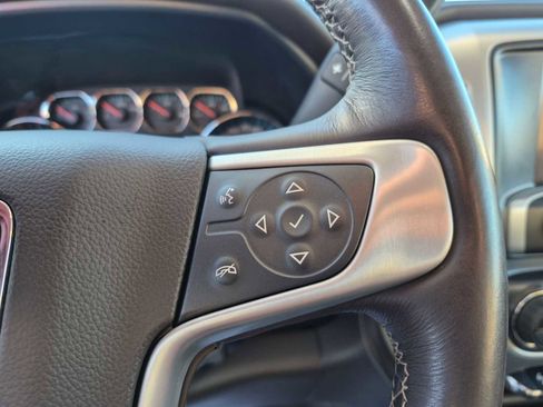 Used 2018 GMC Sierra 1500 SLT image 18