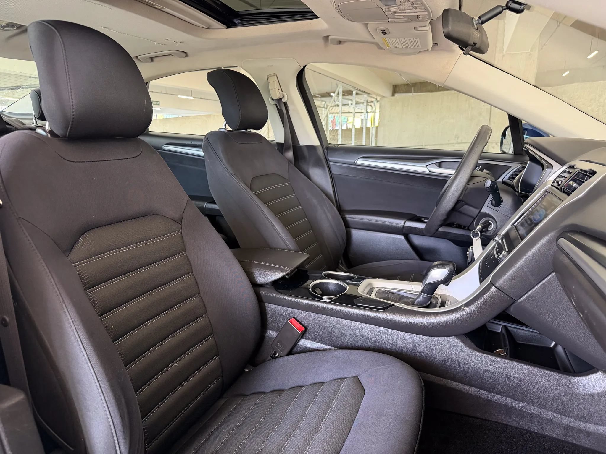 Used 2013 Ford Fusion SE FWD image 24