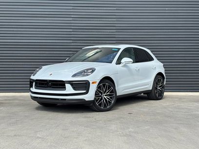 Certified 2025 Porsche Macan
