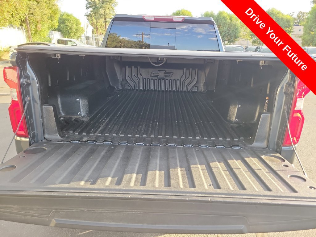 Used 2019 Chevrolet Silverado 1500 RST w/ All-Star Edition AWD/4WD image 27