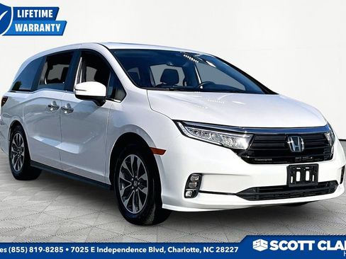 Used 2024 Honda Odyssey EX-L image 1