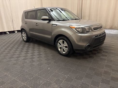 Used 2016 Kia Soul image 3