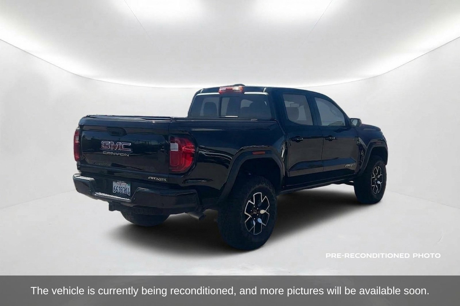 Used 2026 GMC Canyon AT4X AWD/4WD image 6