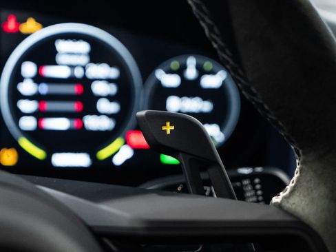 Used 2025 Porsche 911 GT3 RS RWD image 30