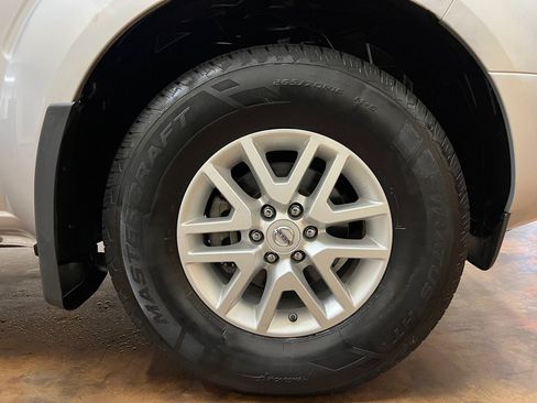 Used 2018 Nissan Frontier SV RWD image 76