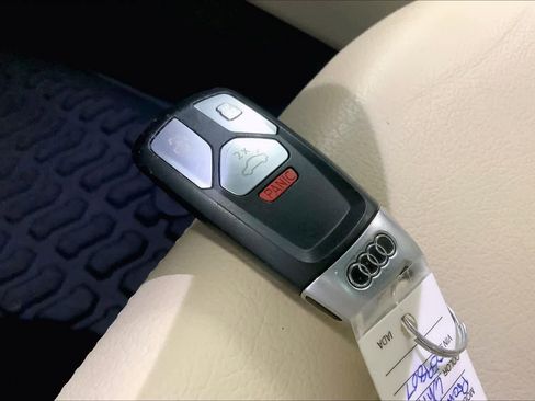 Used 2020 Audi Q5 2.0T Premium Plus w/ Premium Plus Package image 17