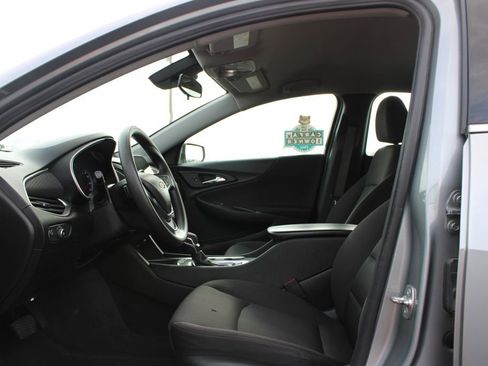 Used 2024 Chevrolet Malibu LT image 21