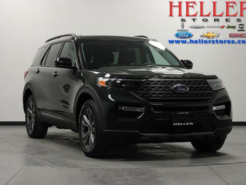 Used 2023 Ford Explorer XLT w/ Equipment Group 202A image 1