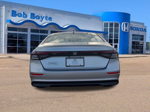 Certified 2024 Honda Accord LX image 6