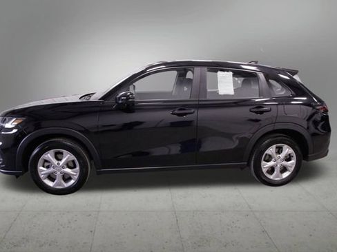 Certified 2024 Honda HR-V LX image 3