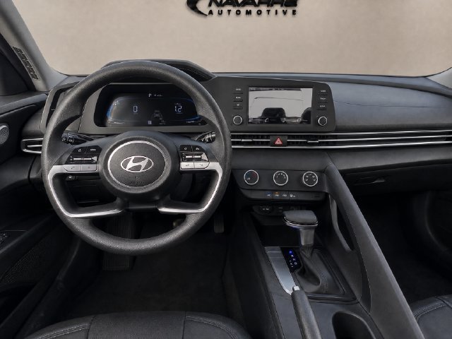 Certified 2026 Hyundai Elantra SE FWD image 10