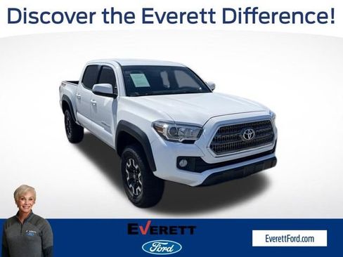 Used 2016 Toyota Tacoma TRD Off-Road w/ Towing Package AWD/4WD image 1