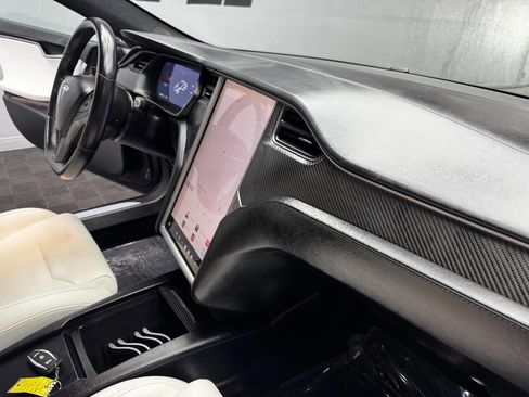 Used 2018 Tesla Model S 75D image 50