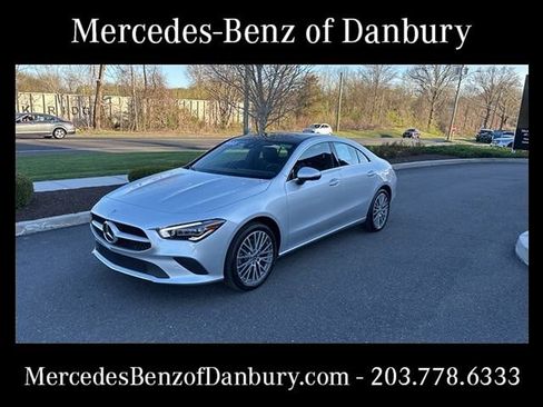 Used 2023 Mercedes-Benz CLA 250 4MATIC image 1
