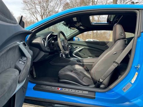 Used 2023 Chevrolet Camaro ZL1 RWD image 16