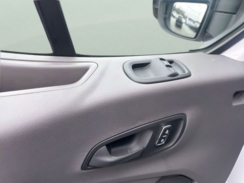 Used 2024 Ford Transit 250 Low Roof w/ Exterior Upgrade Package image 20