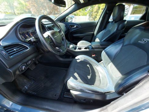 Used 2015 Chrysler 200 S w/ Navigation & Sound Group I AWD/4WD image 7