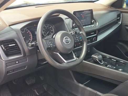 Used 2021 Nissan Rogue SV FWD image 10