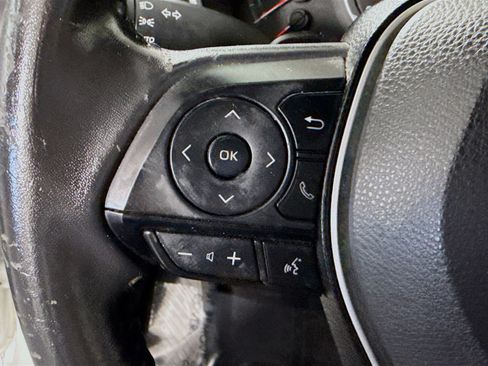 Used 2021 Toyota Corolla SE image 14