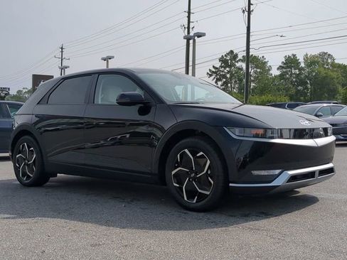 Used 2023 Hyundai Ioniq 5 SEL w/ Cargo Package image 3