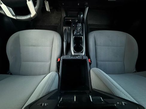 Used 2018 Toyota Tacoma SR5 image 48