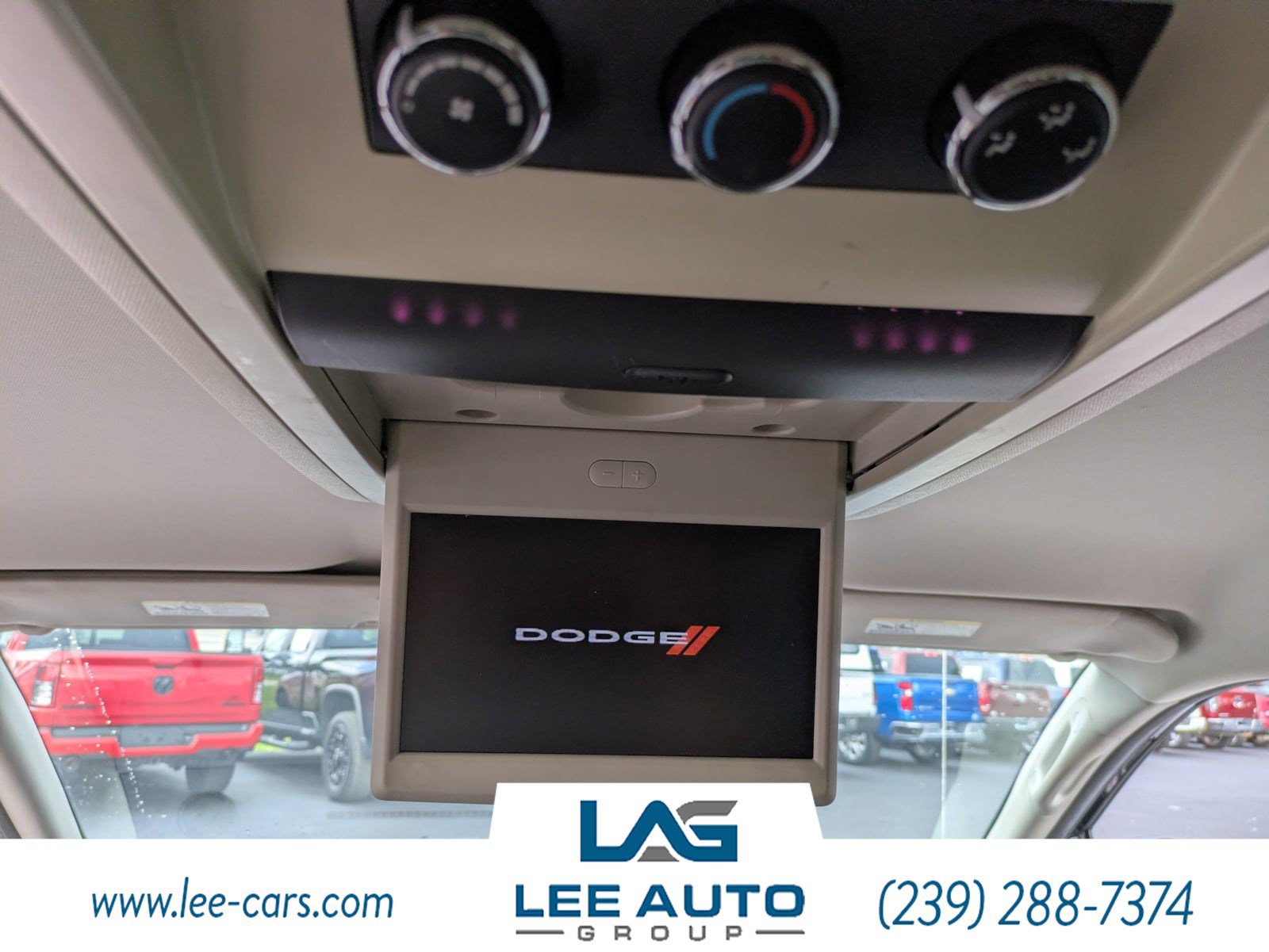 Used 2013 Dodge Grand Caravan SXT w/ Entertainment Group 1 FWD image 13