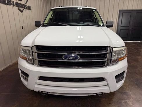 Used 2016 Ford Expedition XLT AWD/4WD image 2