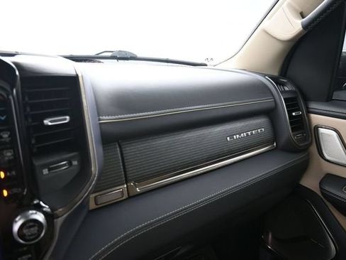 Used 2019 RAM 1500 Limited AWD/4WD image 20