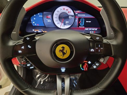 Used 2022 Ferrari Roma image 34