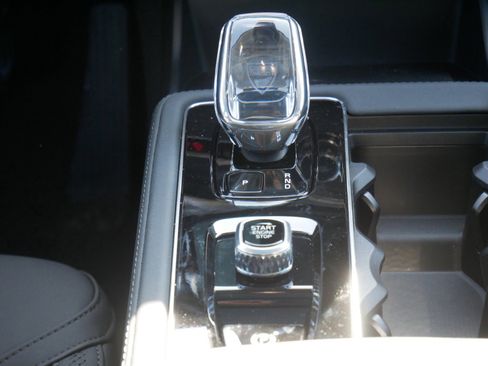 New 2026 Volvo XC90 B6 Plus AWD/4WD image 9