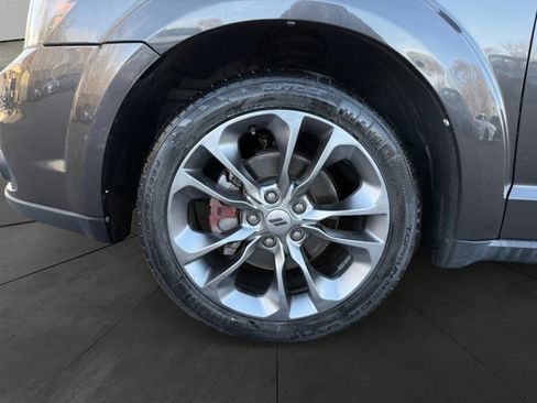 Used 2019 Dodge Journey SE w/ Blacktop Package image 9