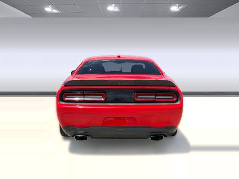 Used 2015 Dodge Challenger R/T Scat Pack RWD image 10