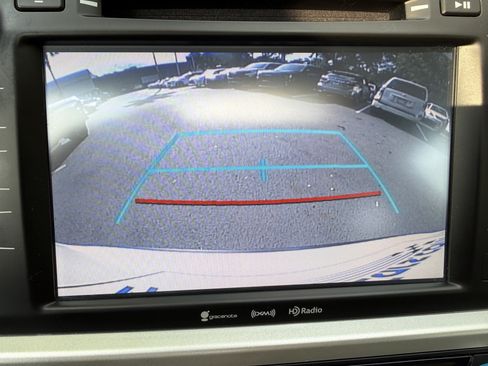 Used 2018 Toyota Highlander XLE FWD image 26