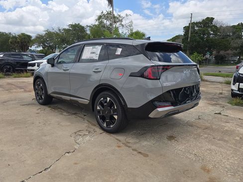 New 2026 Kia Sportage SX FWD image 6