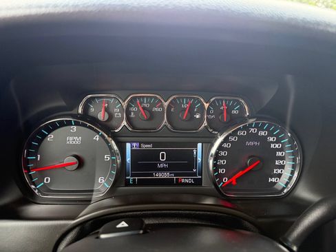 Used 2019 GMC Yukon XL SLT w/ Open Road Package RWD image 15