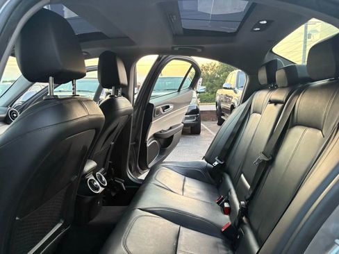 Used 2018 Alfa Romeo Giulia Ti image 23