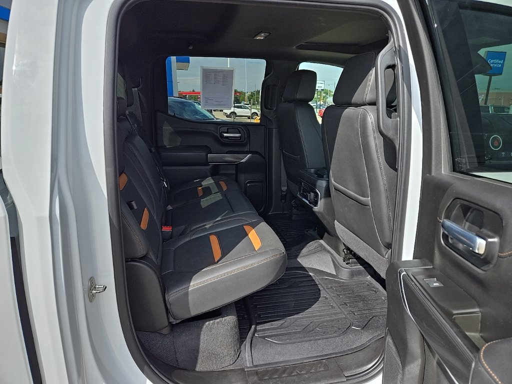 Used 2021 GMC Sierra 1500 AT4 w/ AT4 Premium Package AWD/4WD image 12