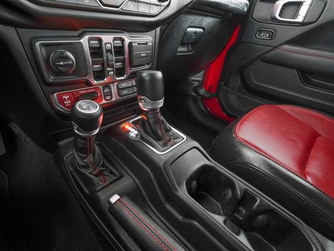 Used 2023 Jeep Wrangler Unlimited Rubicon 392 image 21