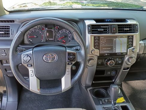 Used 2023 Toyota 4Runner SR5 Premium w/ Moonroof Package AWD/4WD image 12