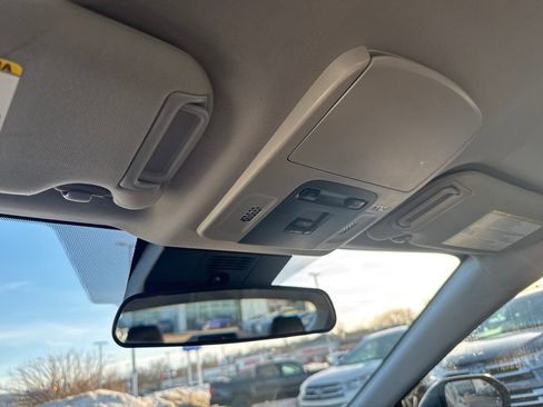 Used 2025 Toyota Camry LE image 27