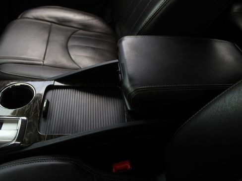 Used 2013 Buick Enclave Leather FWD image 21