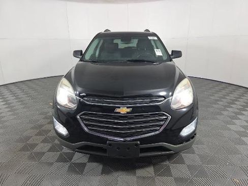 Used 2017 Chevrolet Equinox LT w/ Convenience Package image 2