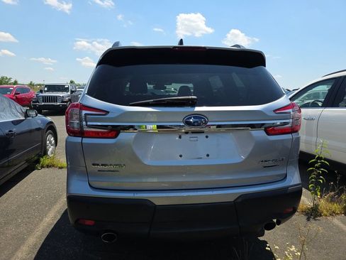Used 2023 Subaru Ascent Limited AWD/4WD image 4