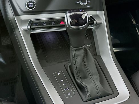 New 2025 Audi Q3 2.0T Premium image 7