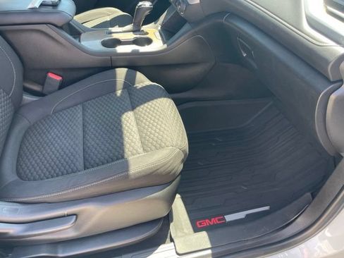 Used 2019 GMC Acadia SLE w/ LPO, Floor Liner Package FWD image 27